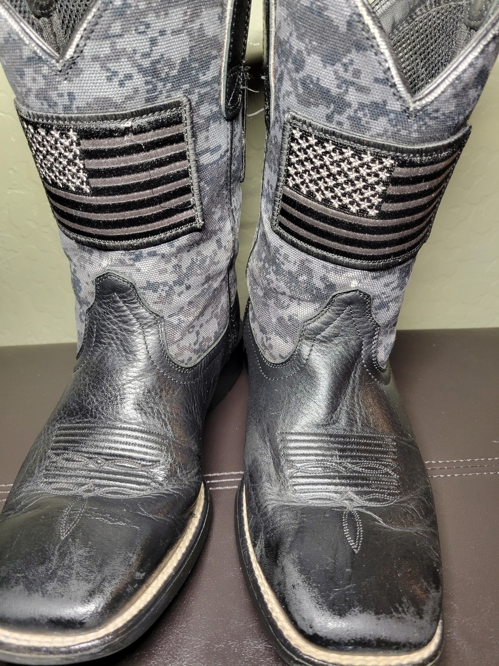 Ariat Men's Sport Patriot Black Camo Cowboy Boots Style #10023361) Size 7EE